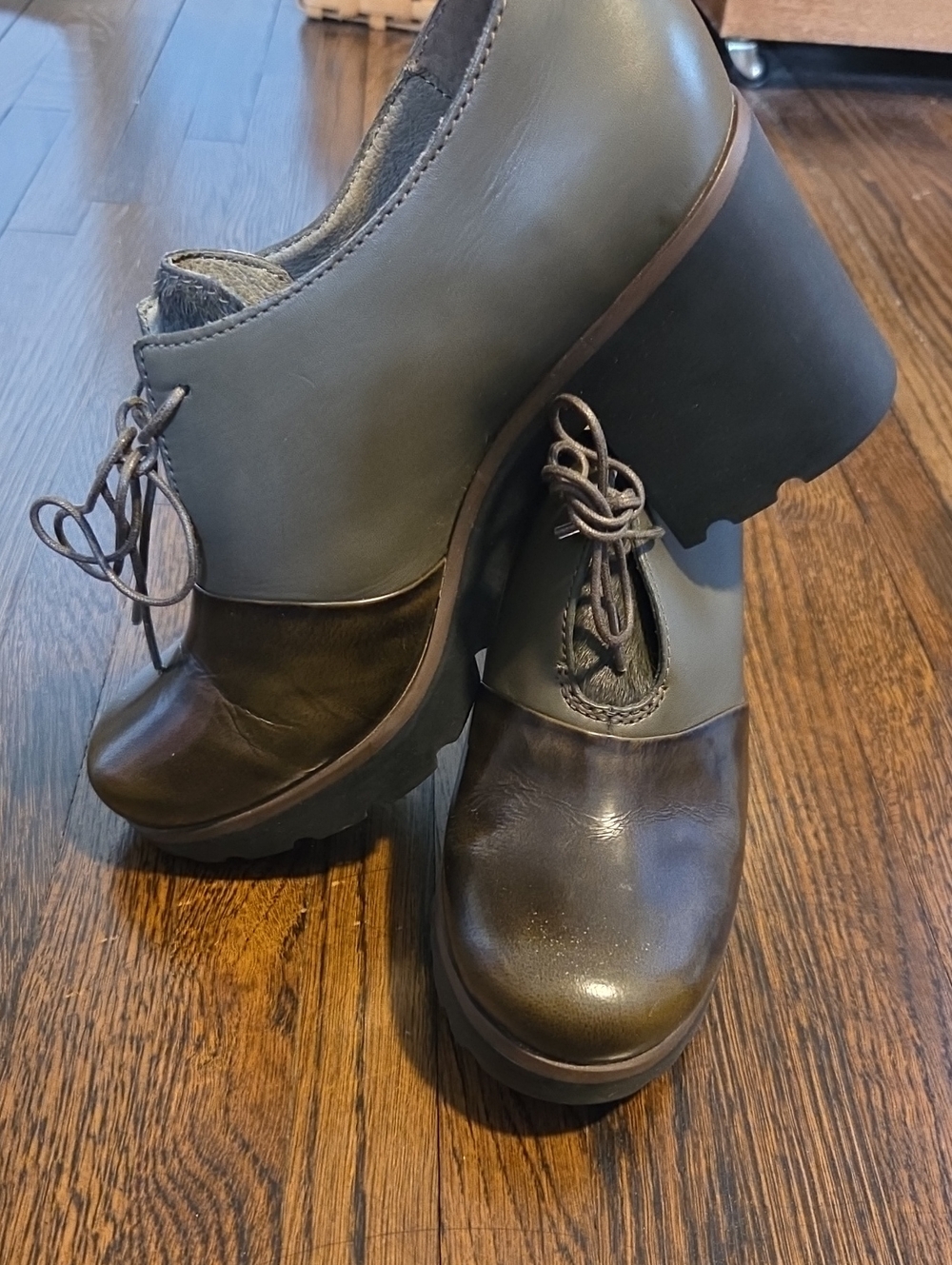 Camper Two-Tone Olive and Dark Brown Lace-Up Heeled Boots